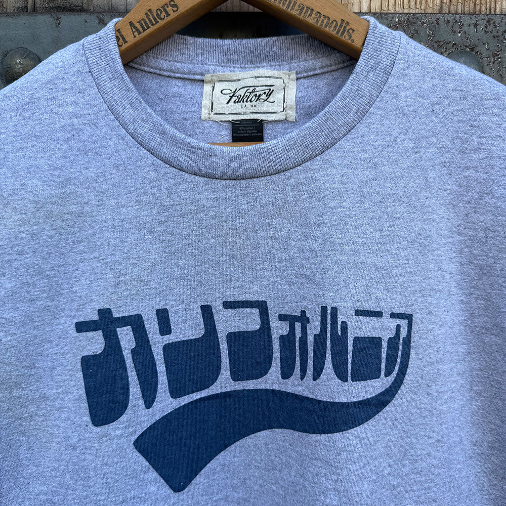 CALIFORNIA KATAKANA TEE