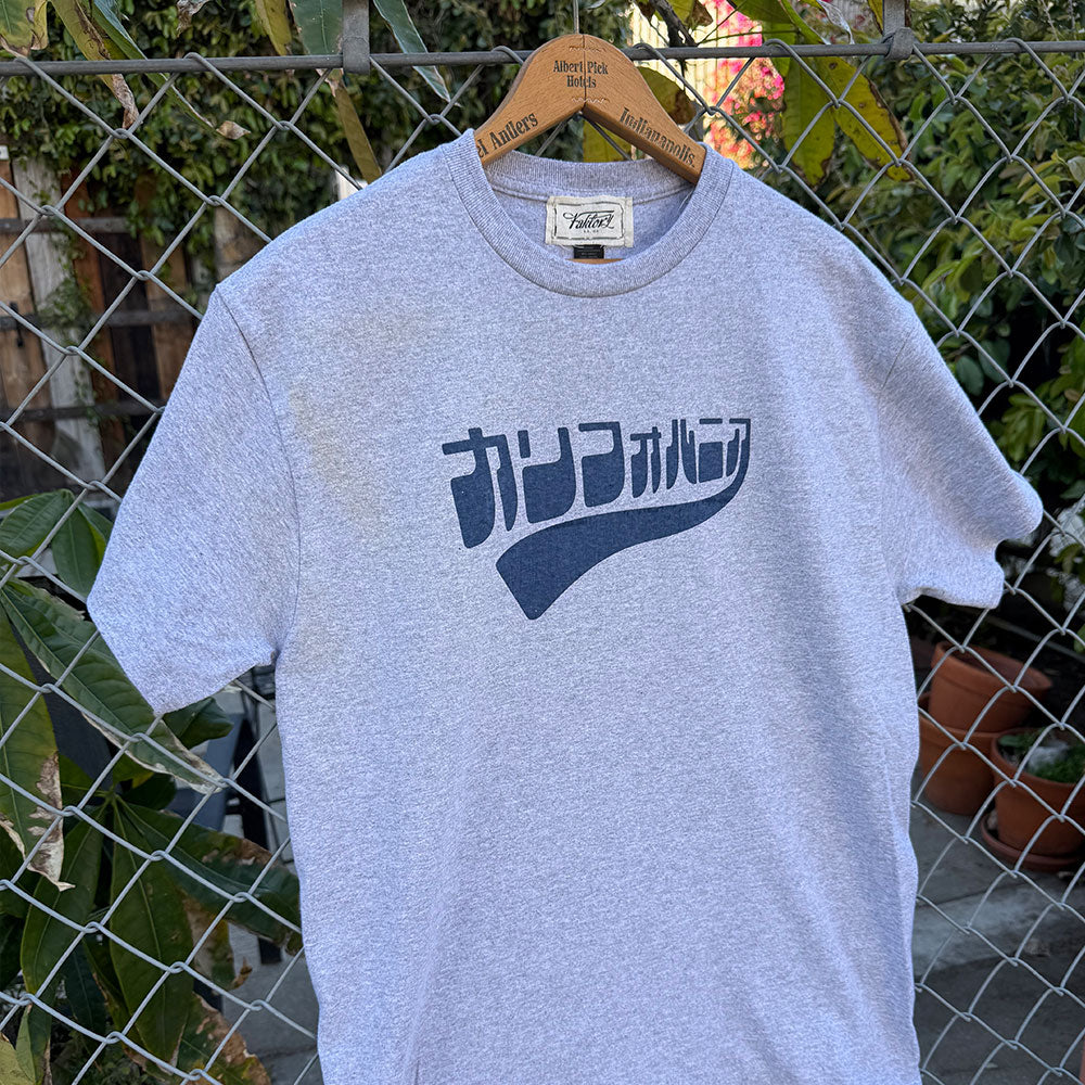 CALIFORNIA KATAKANA TEE
